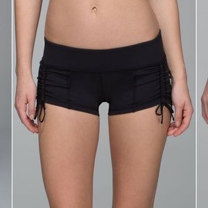 Lululemon Hot Hot Shorts
